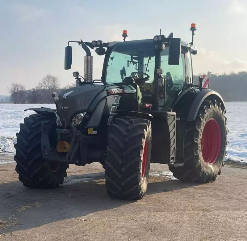 Fendt 724 Vario Profi Plus Tractor €183,900