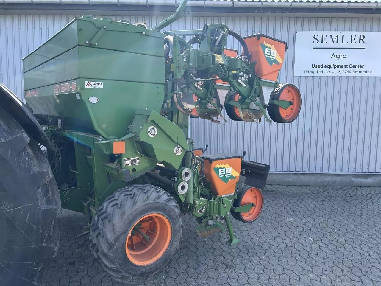 E-FARM: Amazone ed 601k - Taladro de precisión - id JU37ENP - 6704 € - Año: 2002 - Dinamarca