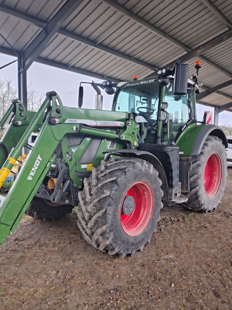 Fendt 716 Vario Tractor €120,000
