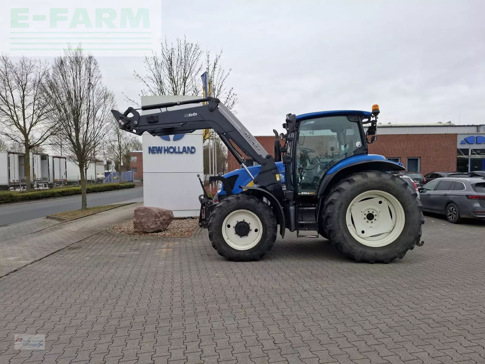 New Holland T6020 Elite Трактор 40 756 €