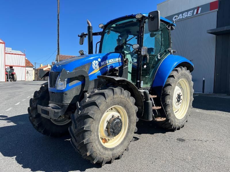 New Holland T5.105 Tractor €42,500