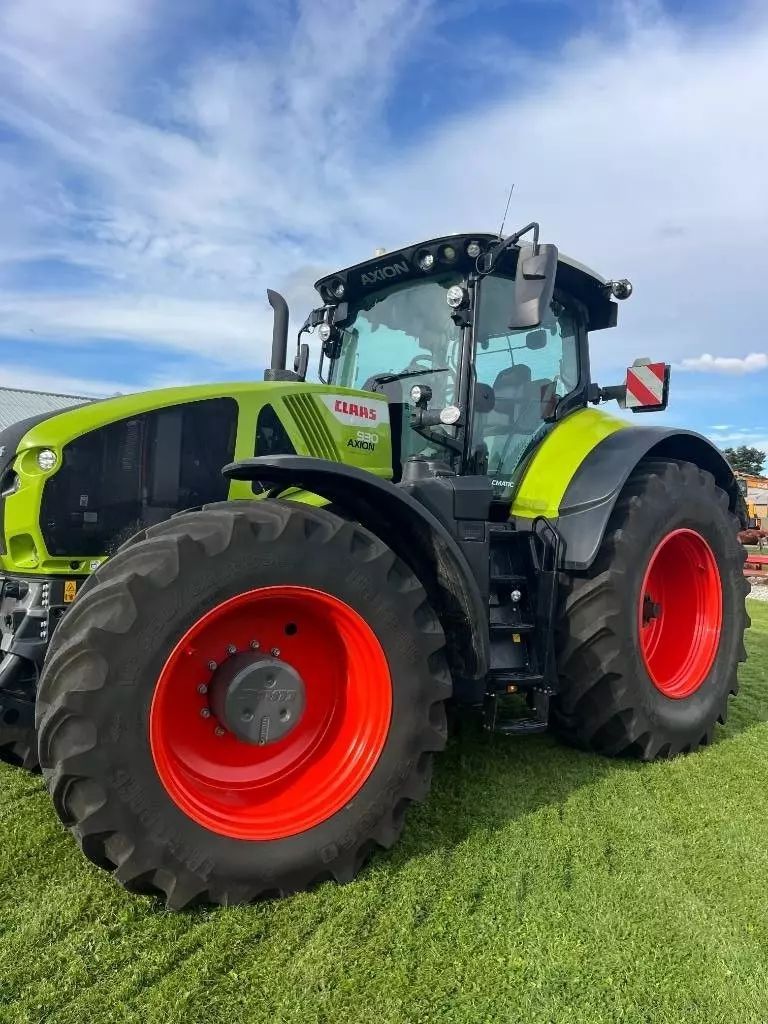 E-FARM: Claas Axion 930 - Traktor - id XJLNCCF - 224.389 € - Baujahr: 2025 - Abgelesene Motorstunden: 325,Motorleistung (PS): 350,Dänemark