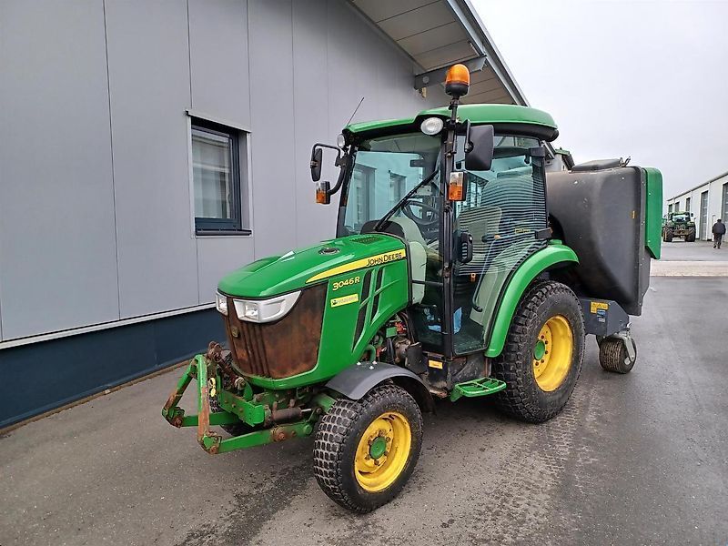 John Deere 3046 R Tractor €38,500