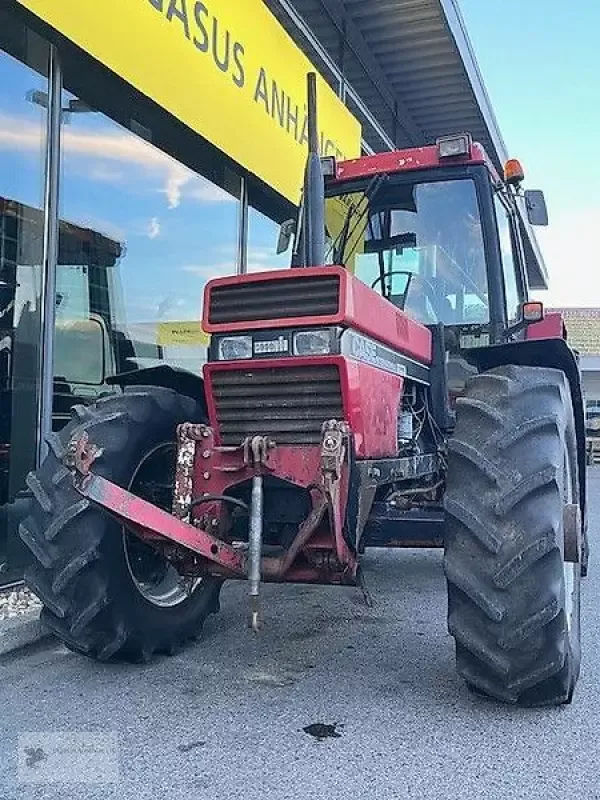 E-FARM: IHC 956 - Tracteur - id XVKRXIF - 16 806 € - Année: 1988 - Lecture du nombre d'heure: 9 688,Puissance du moteur (chevaux): 95,Allemagne