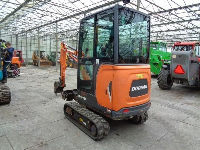 Doosan dx19 Mini excavadora  15.250 €
