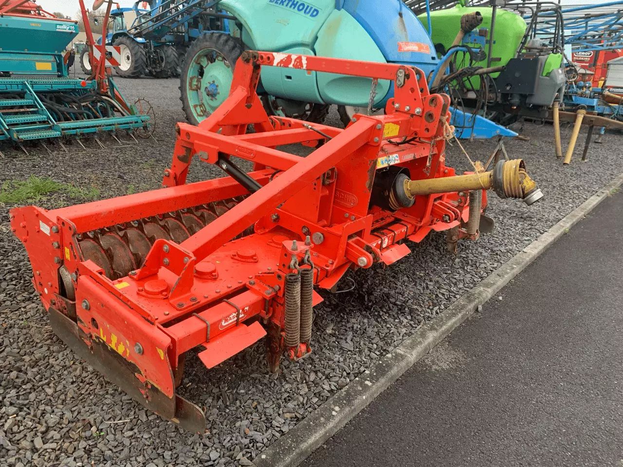 E-FARM: Maschio dm 3000 - Power harrow - id Q7XYXRJ - €9,000 - Year of construction: 2018 - France