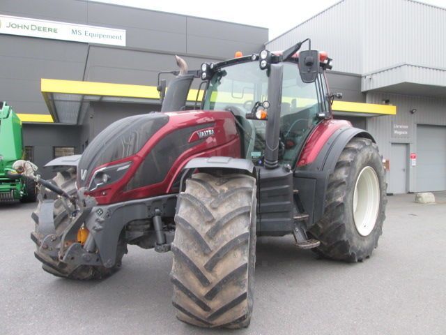 Valtra T214 Direct Traktor