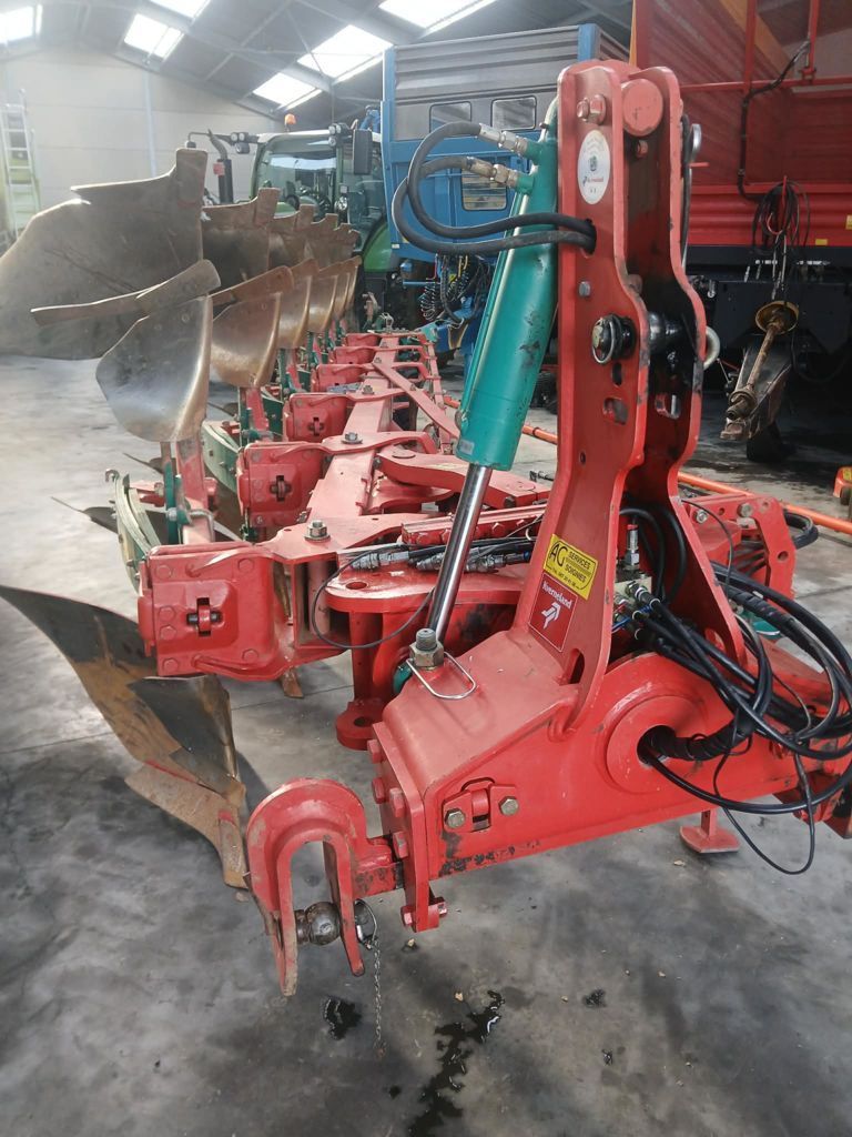 Kverneland EG 100/300 Plough €19,000