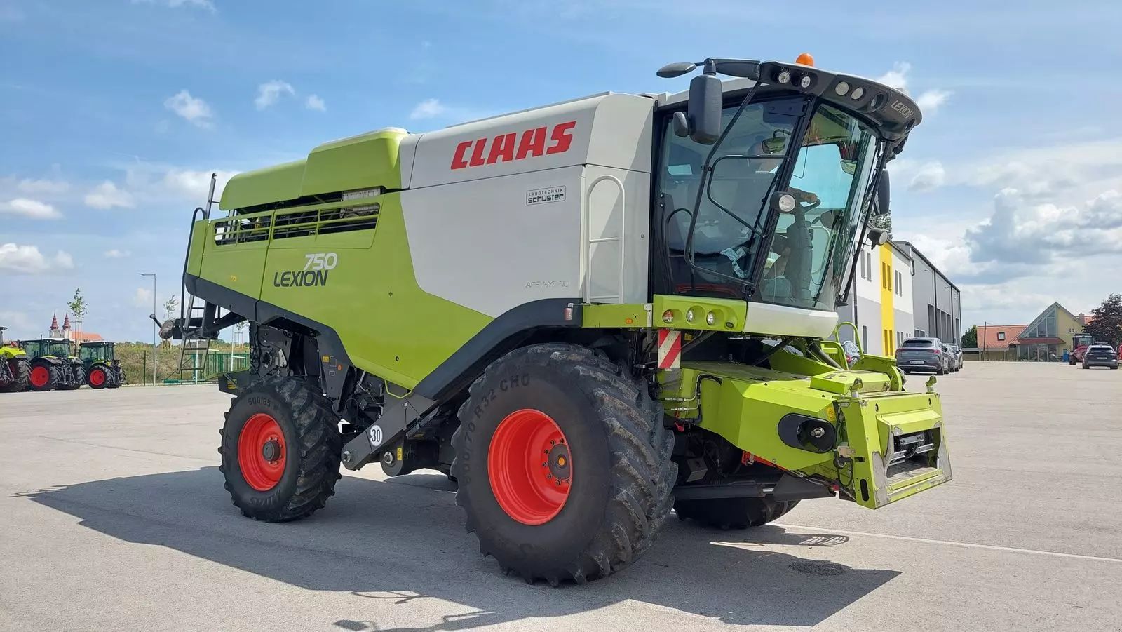 Claas Lexion 750 Combine harvester €166,500