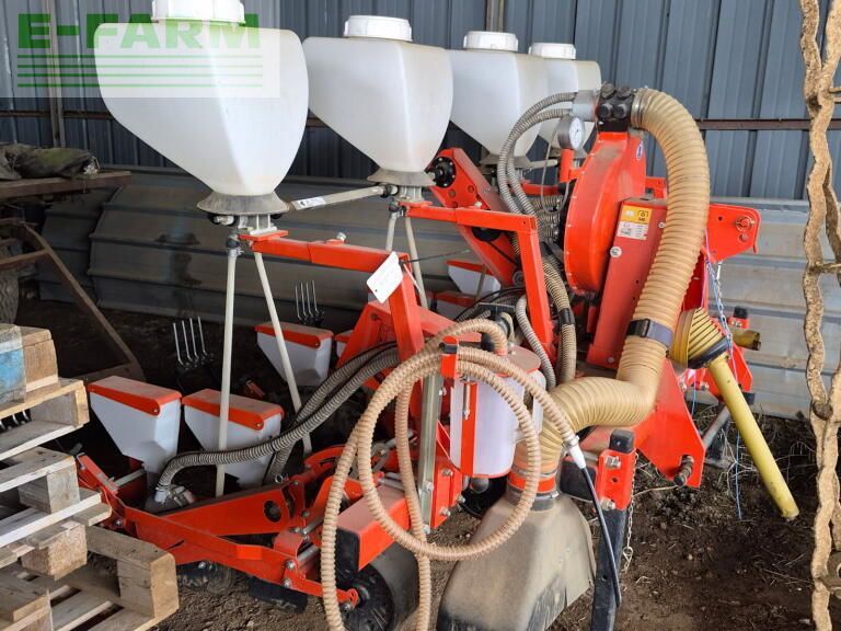Kverneland Seminatrice di precisione 12.000 €