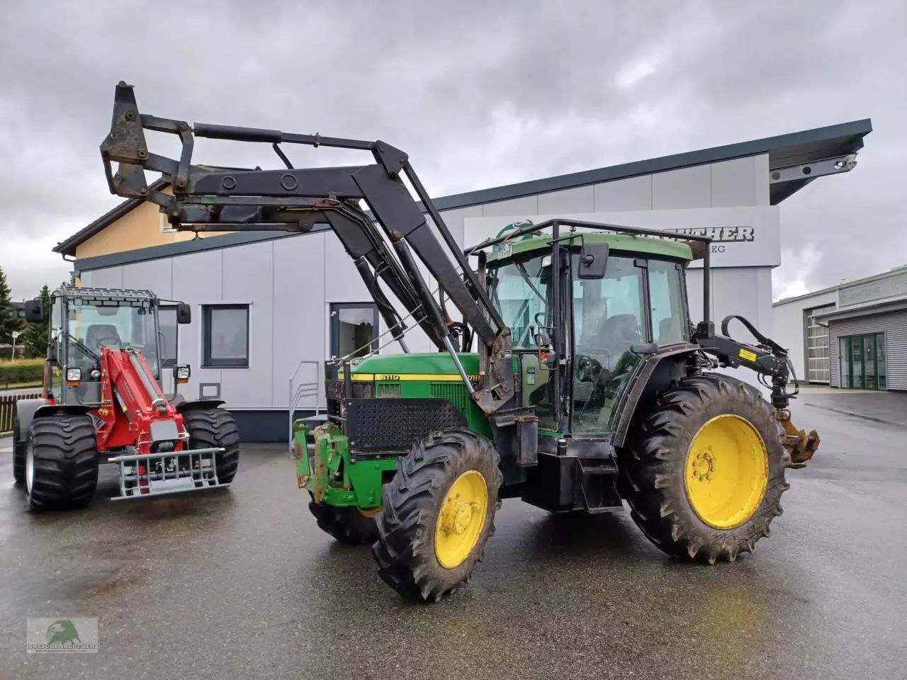 E-FARM: John Deere 6110 - Tractor - id PDAT1XP - 26.000 € - Año: 1999 - Horas: 10.000,Potencia del motor: 80,Alemania