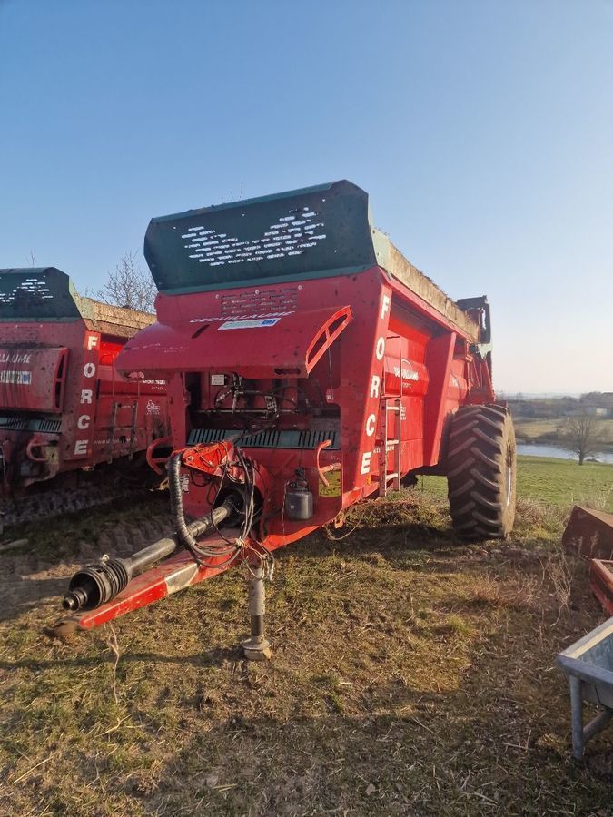 Deguillaume f13 Épandeur de fumier et de compost 20 000 €