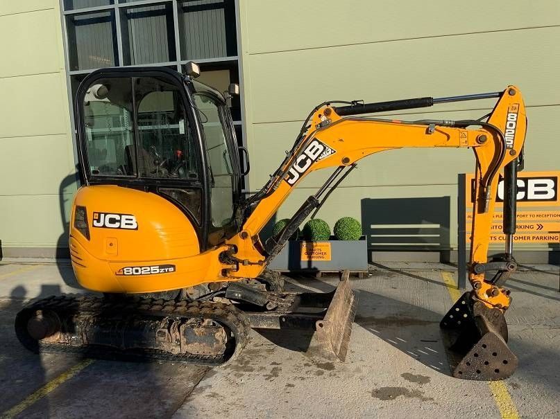 JCB 8025 zts Mini excavator €19,496
