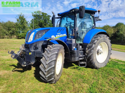 E-FARM: New Holland T7.245 - Tractor - id 6LDRNQZ - €94,000 - Year of construction: 2016 - Engine hours: 3,795,Engine power (HP): 200,France