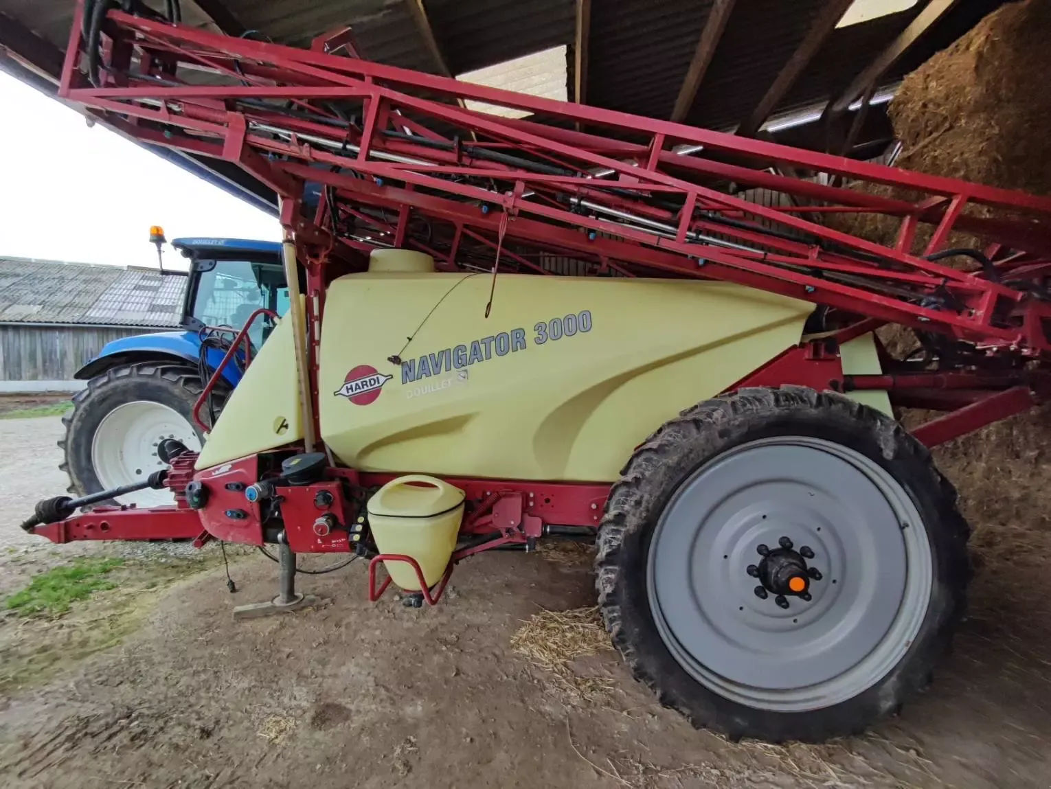 E-FARM: Hardi NAVIGATOR 3000 - Permetezőgép - id TRJVAM7 - 21 000 EUR - Gyártási év: 2012 - Franciaország