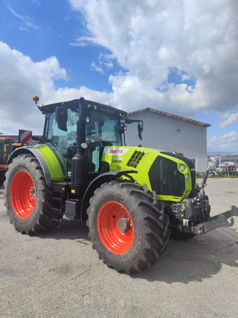 E-FARM: Claas Arion 630 - Traktor - id MLKHS54 - 125.000 € - Baujahr: 2023 - Abgelesene Motorstunden: 150,Motorleistung (PS): 155,Frankreich
