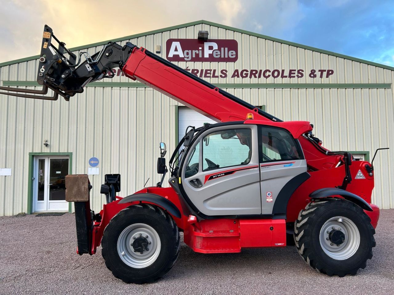 Manitou mt1440 Telehandler €62,000