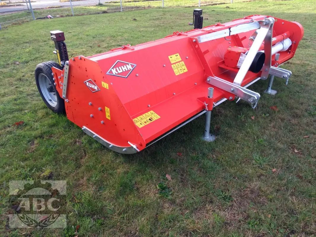 E-FARM: Kuhn bfp 320 - Mulcz - id MCFSHAC - 11 680 € - Niemcy