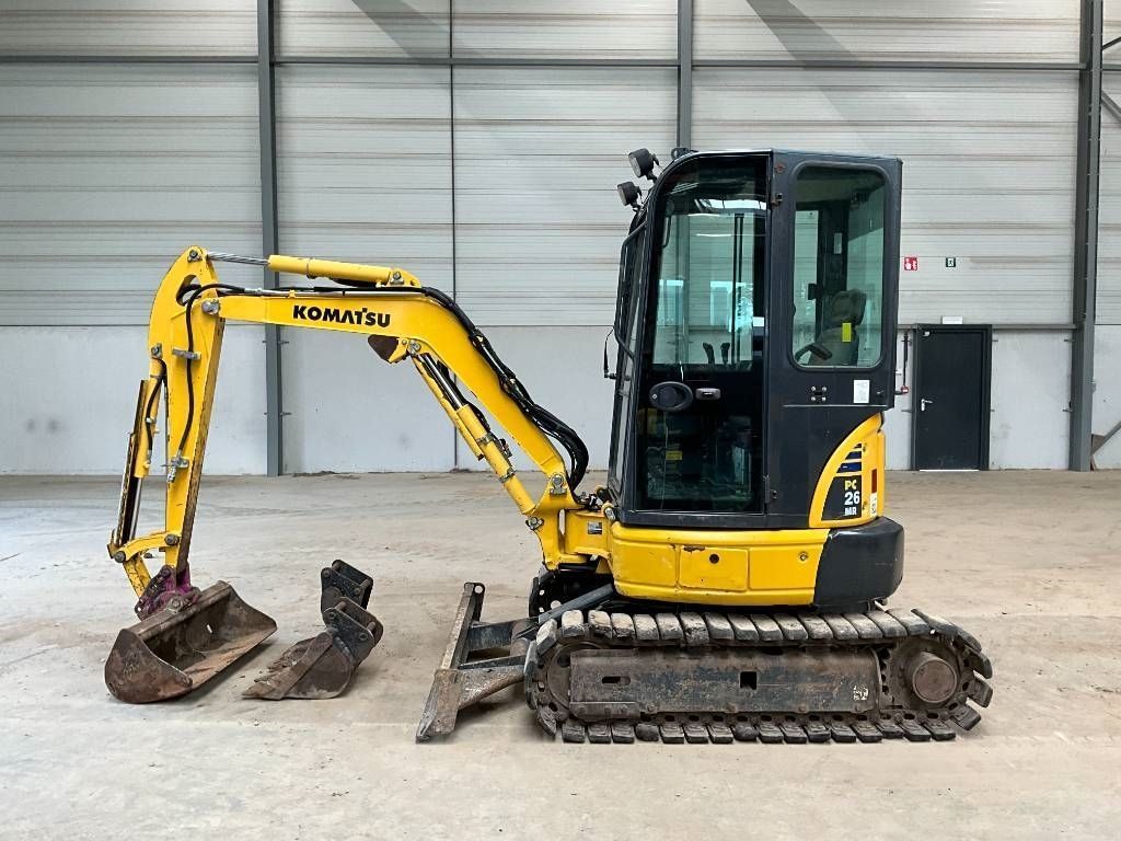 KOMATSU pc 26 mr-3 Mini excavadora  18.750 €