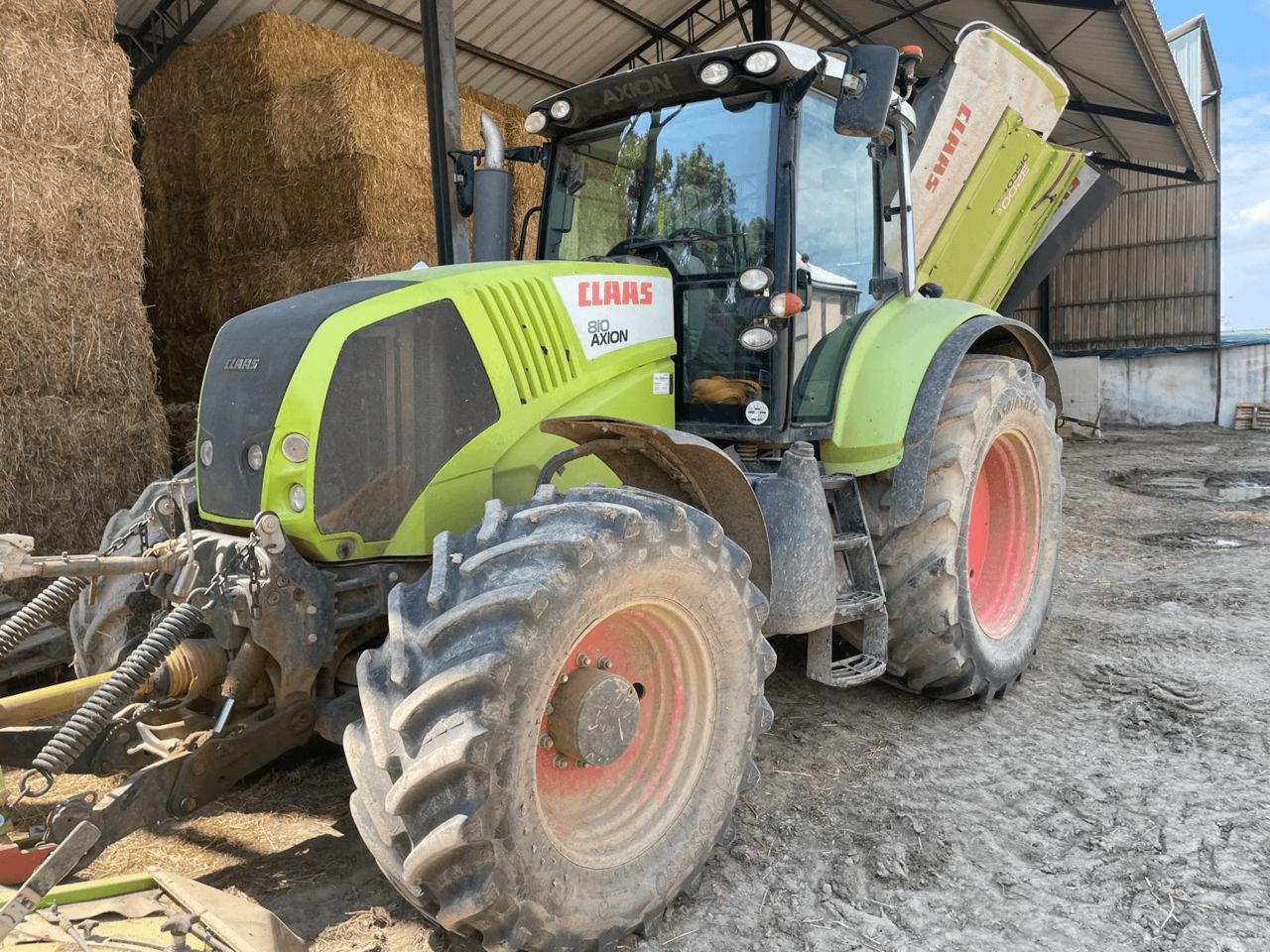 E-FARM: Claas Axion 810 - Tractor - id 5DQ273T - €48,000 - Year of construction: 2011 - Engine hours: 5,700,Engine power (HP): 180,France