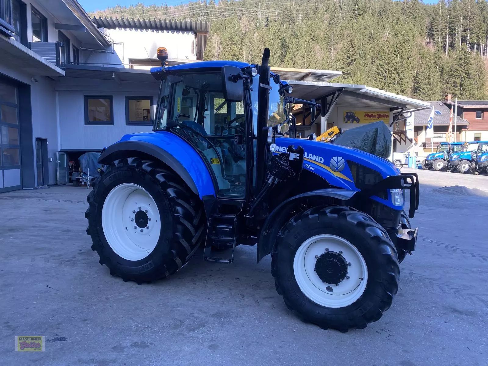 E-FARM: New Holland T5.95 - Tractor - id ZPEP64C - 42.917 € - Año: 2013 - Horas: 3500,Potencia del motor: 99,Austria