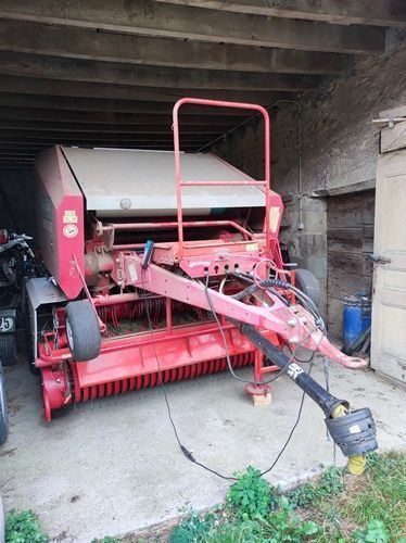 E-FARM: Welger RP 235 - Ballenpresse - id NIQVG2A - 17.500 € - Baujahr: 2006 - Frankreich
