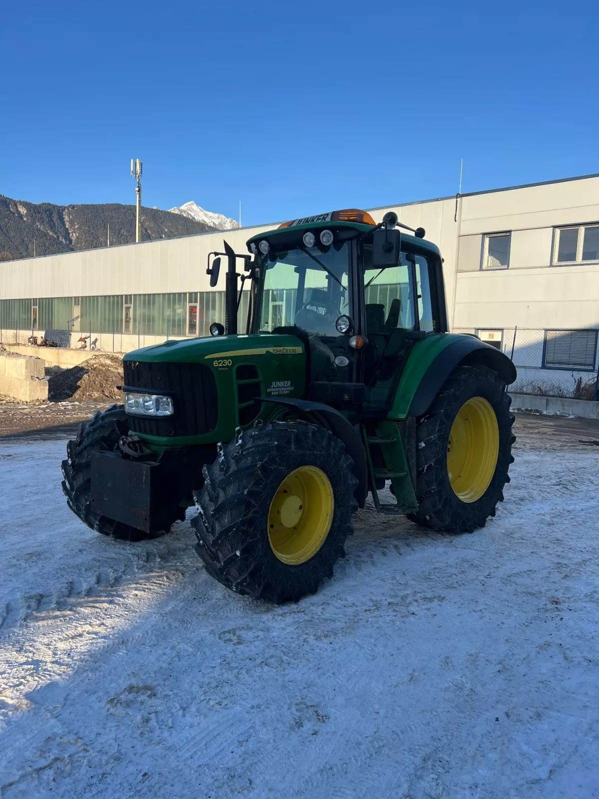 John Deere 6230 Premium Tracteur 52 212 €