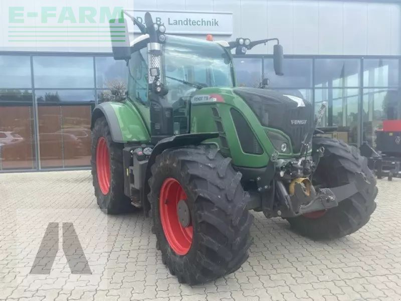 718 Vario Tractor €81,500