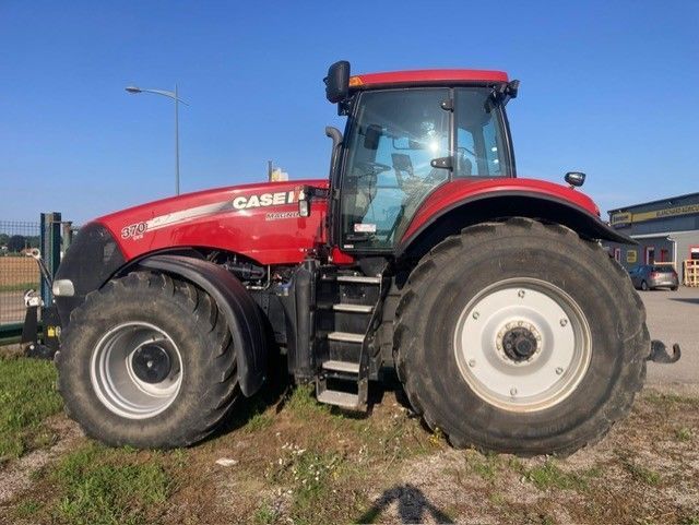 E-FARM: Case IH Magnum 370 - Tractor - id QNA5BQL - 85.000 € - Año: 2014 - Horas: 3100,Potencia del motor: 370,Francia