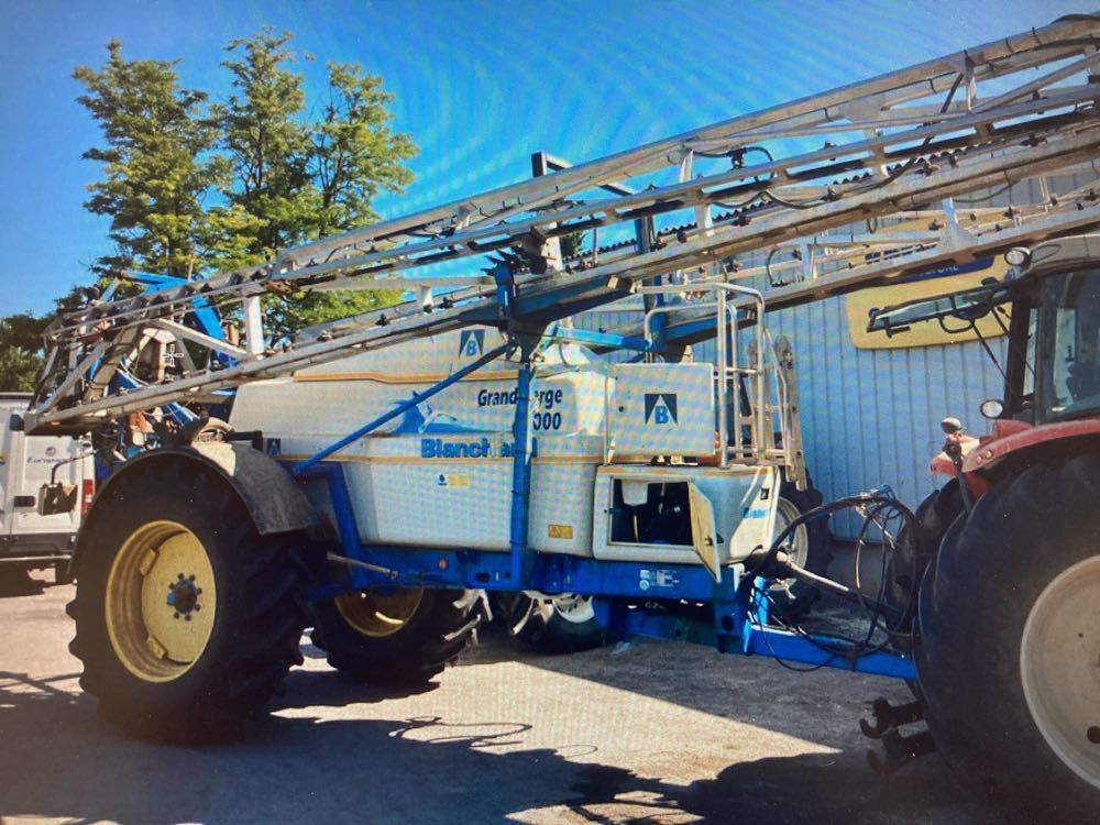 E-FARM: Blanchard grand large 4000 - Pulverizador - id BDDTRRG - 16.000 € - Año: 2008 - Francia