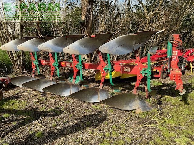 Kverneland charrue Pług 10 500 €