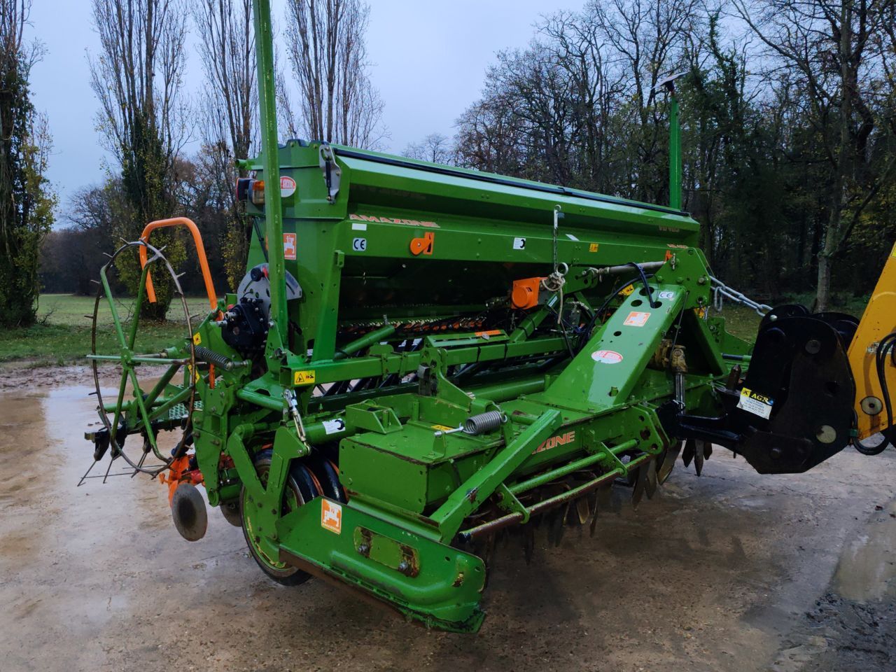 Amazone AD 403 Super Kombinacja uprawowo-siewna 13 000 €