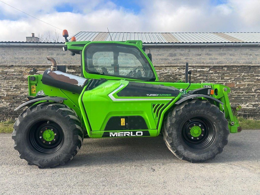 Merlo tf42.7 Ładowacz teleskopowy 37 058 €
