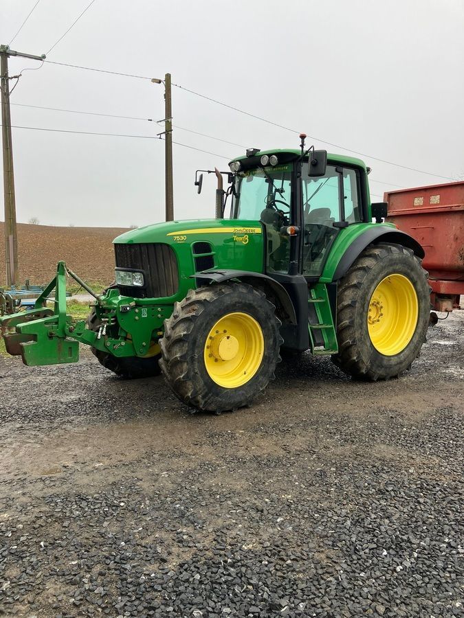 John Deere 7530 Premium Tractor €49,000