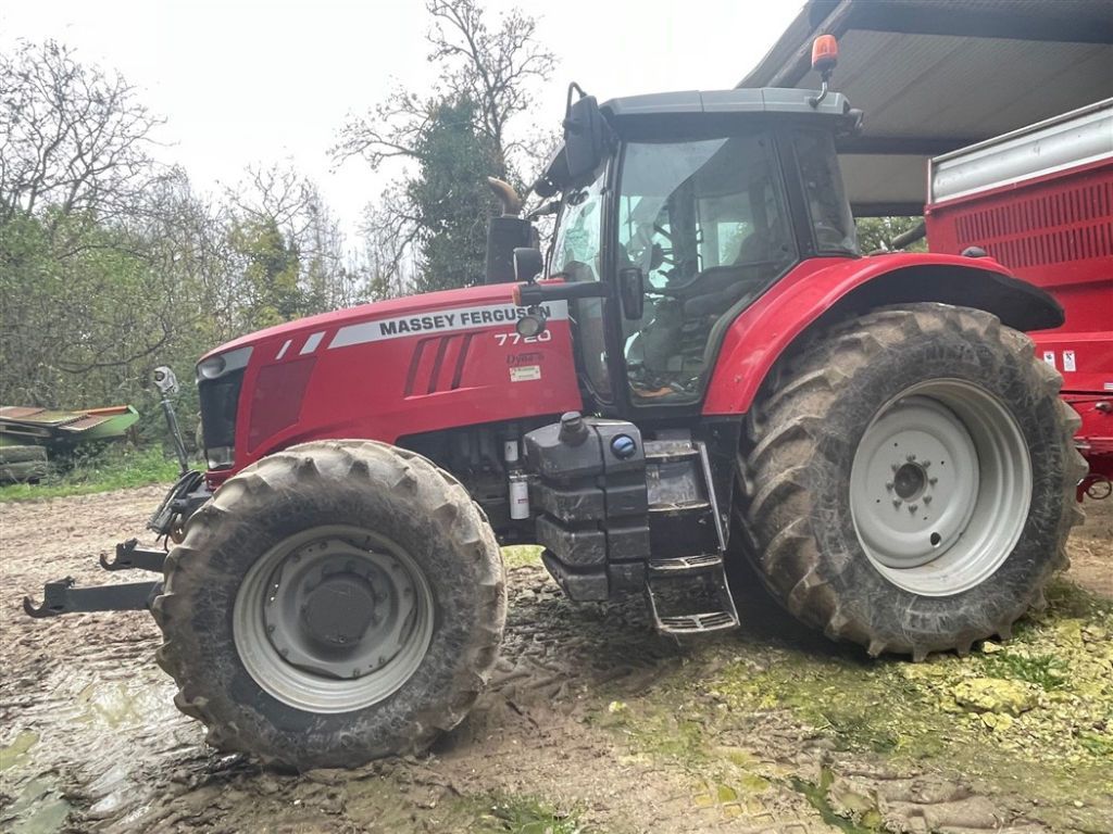 Massey Ferguson 7720 Traktor 76.000 €