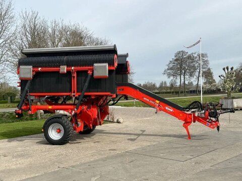 Kuhn merge maxx 950 bandhark schwader 410 uur!! kente Tedder €47,500
