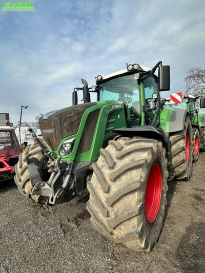 E-FARM: Fendt 828 Vario - Tractor - id AJEN8JH - €112,000 - Year of construction: 2015 - Engine hours: 6,986,Engine power (HP): 260,Germany