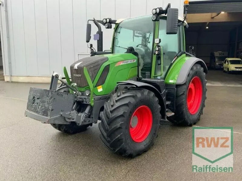E-FARM: Fendt 313 Vario ProfiPlus - Tractor - id KWU6B5S - Year of construction: 2020 - Engine hours: 1,100,Engine power (HP): 131,Germany