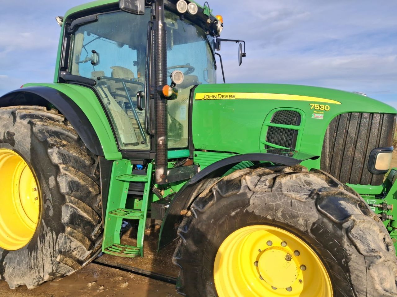 John Deere 7530 Premium Tractor €40,000