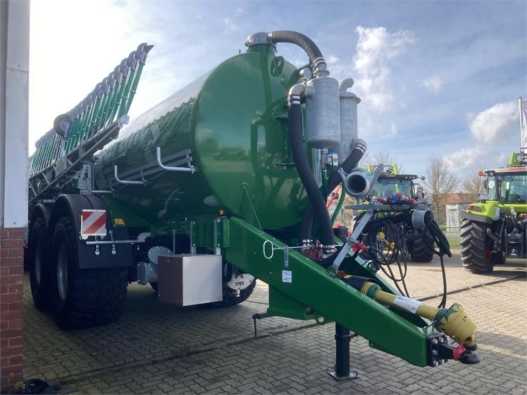 Kotte vt 17.300 mit bomech farmer 15m profi - laubgrün Self propelled liquid manure spreader €119,000