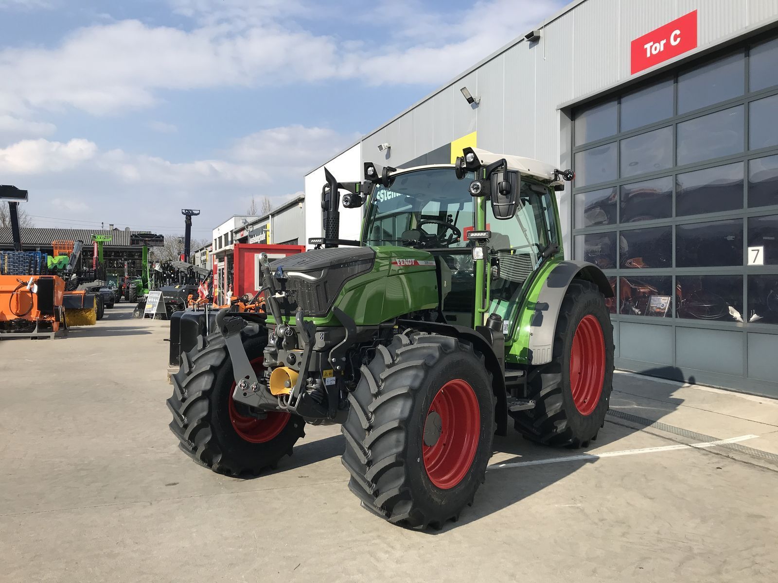 Fendt 209 Vario Tractor