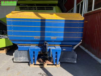 E-FARM: Bogballe m45w z - Fertiliser spreader - id LYGTBWQ - €16,500 - Year of construction: 2019 - Latvia