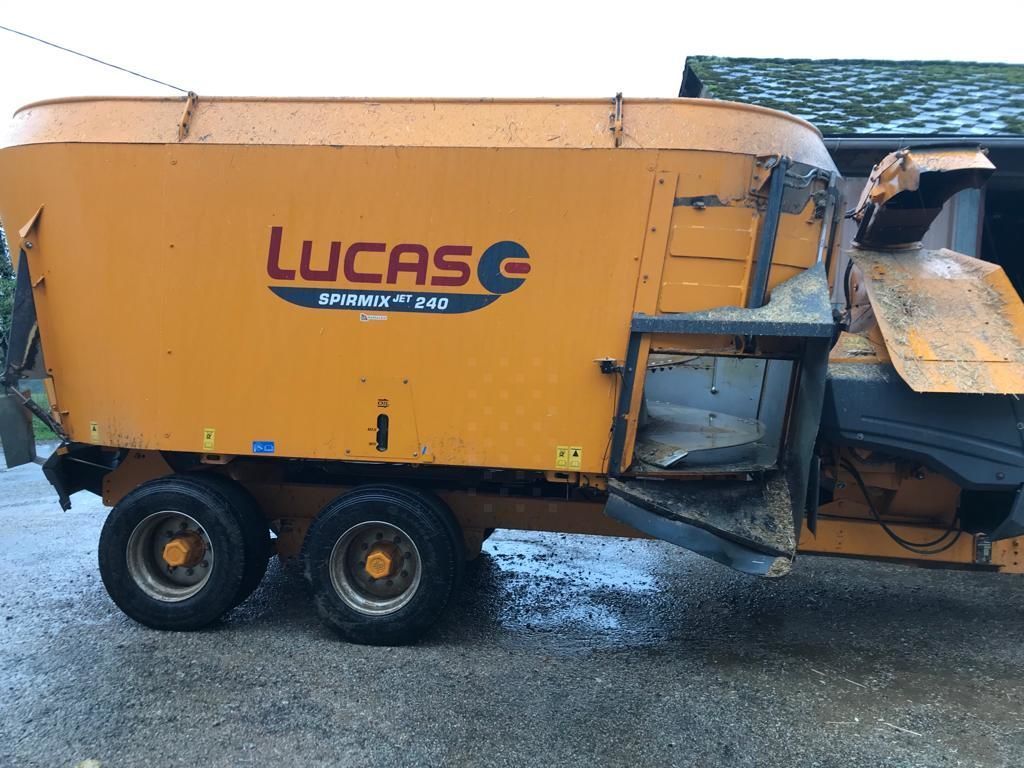 E-FARM: Lucas spirmix-jet 240 - Mélangeurs d'alimentation - id GQTBEGY - 32 000 € - Année: 2015 - France