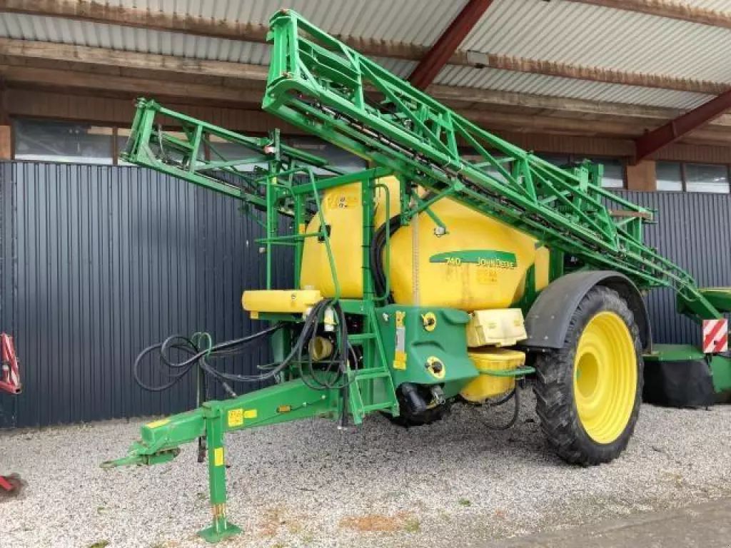 E-FARM: John Deere 740 - Pulverizador - id 7RD8KCA - 19.450 € - Año: 2008 - Dinamarca