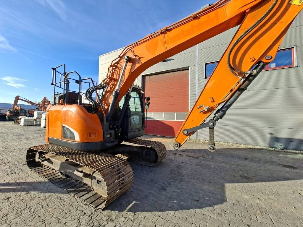 Doosan dx140lcr-5 Koparka gąsienicowa 48 334 €