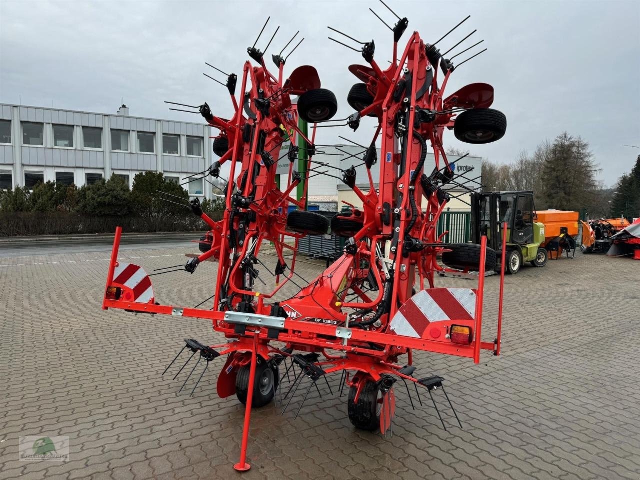 Kuhn gf 10803 rotaryhaymaker €24,000