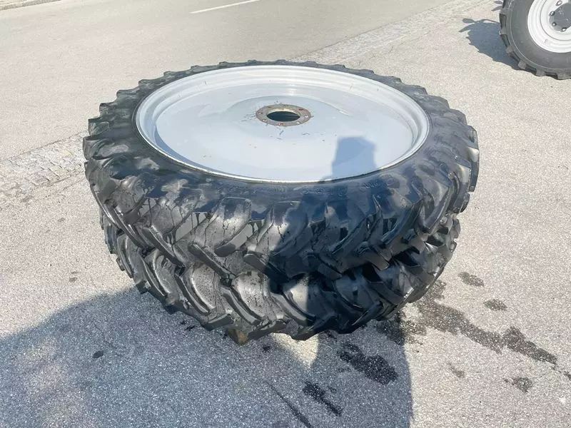 E-FARM: ALLIANCE 270/95 r 46 (11,2r46) räder - Räder und Raupenlaufwerk - id TTLIKMU - 742 € - Österreich