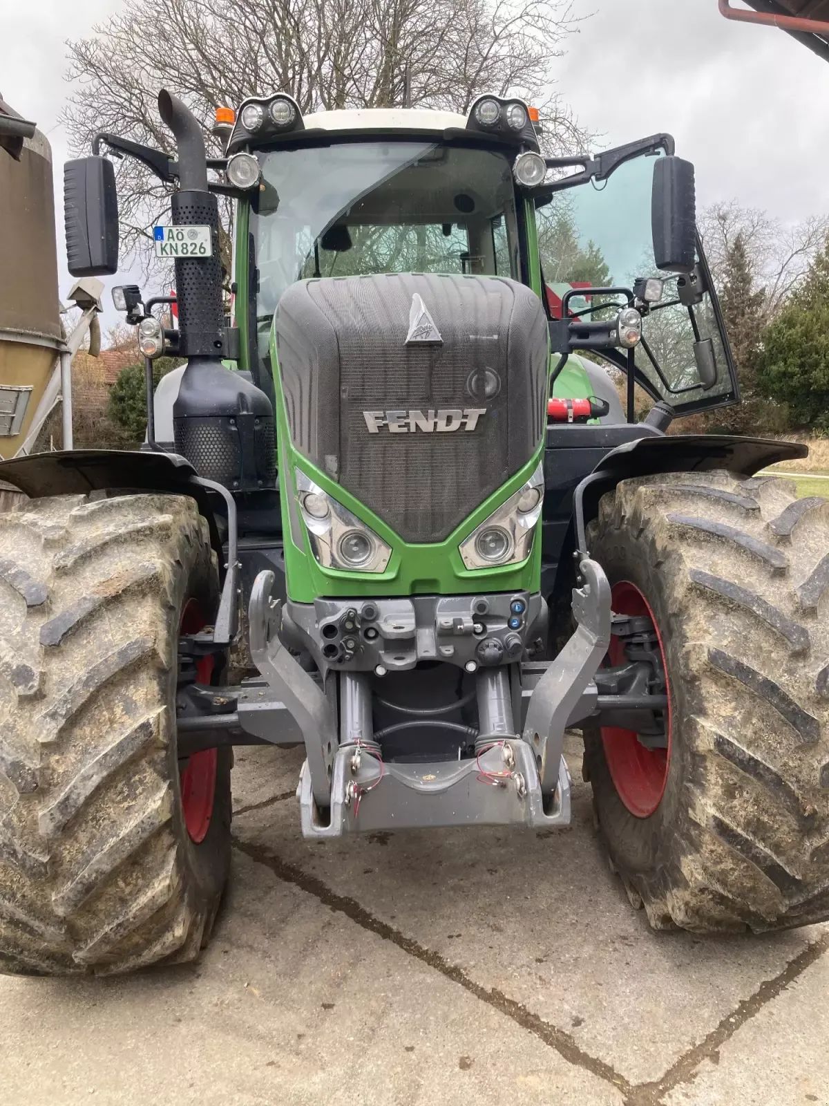 Fendt 826 Vario Profi Plus Traktor 177 311 €