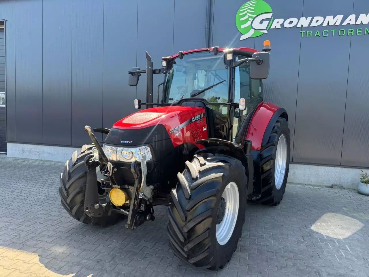 Case IH Farmall 115 U Trattore 39.750 €