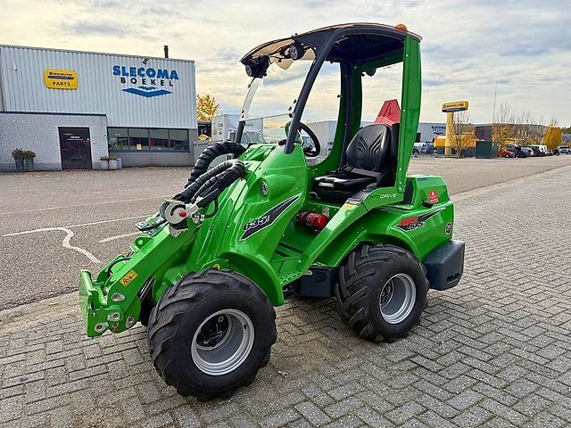 Avant 635i tds Skid steer loader
